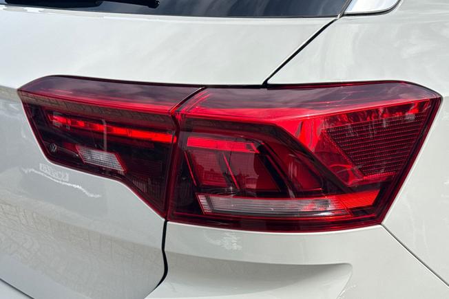 VOLKSWAGEN T-Roc Photo 18