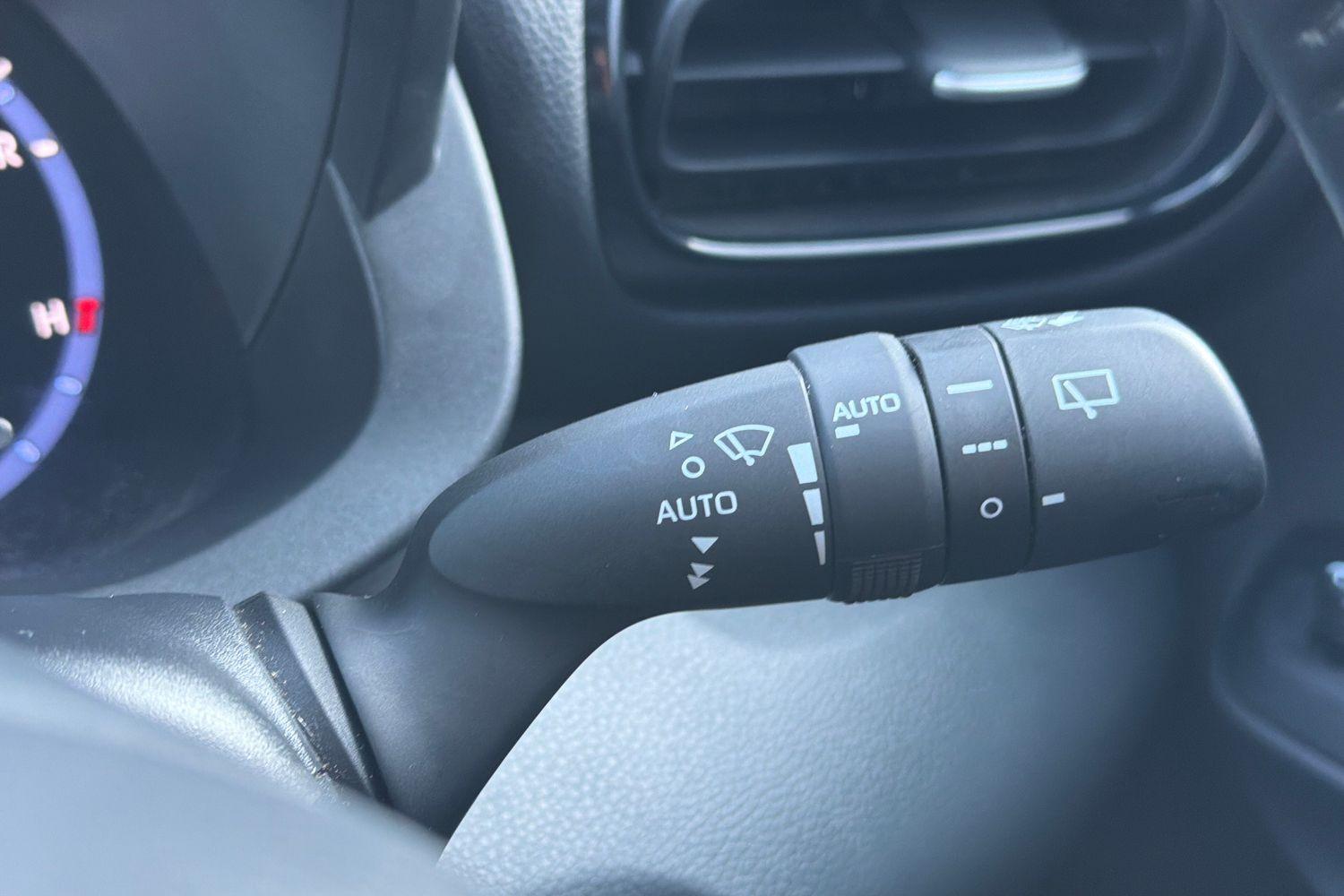 Toyota Yaris Cross Photo 14