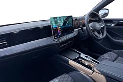 Volkswagen Passat Photo 2