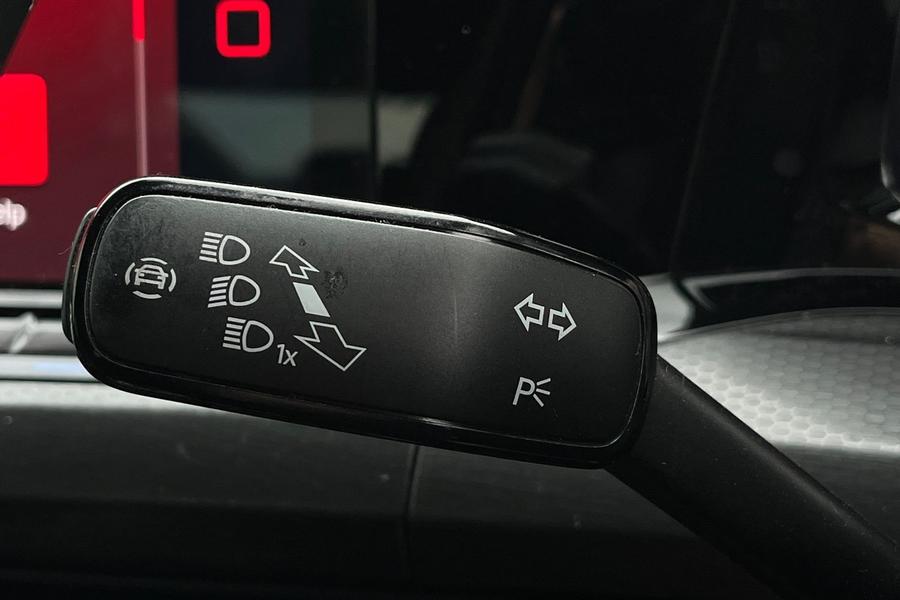 Volkswagen GOLF Photo autoimg-d1e87d38ff6ff29ba45cbae7f0db32da2d25e205.jpg