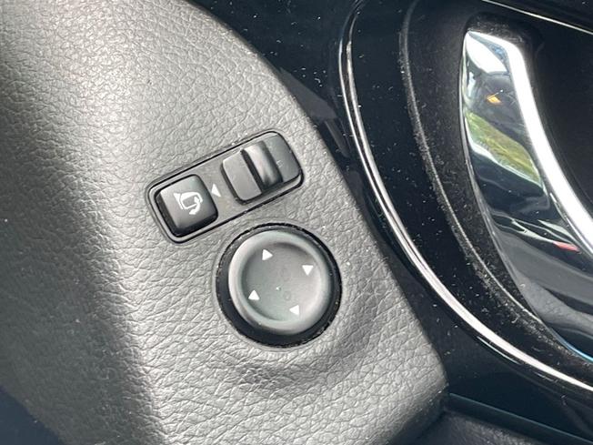 NISSAN Qashqai Photo 29