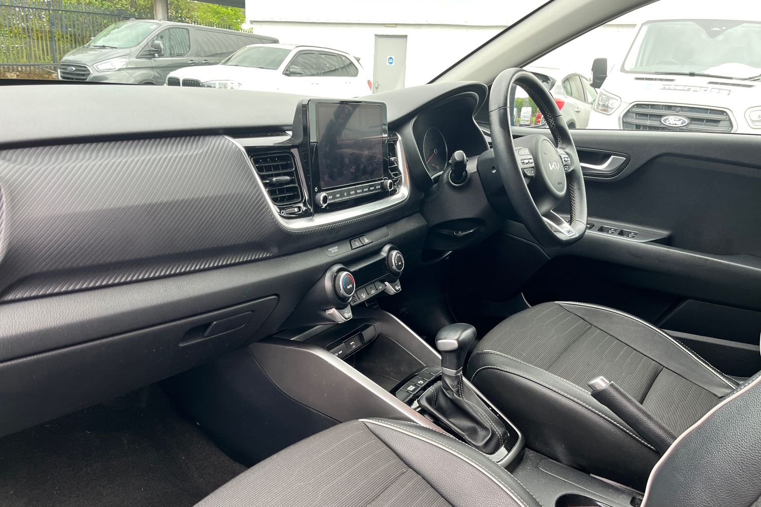 Kia STONIC Photo 17