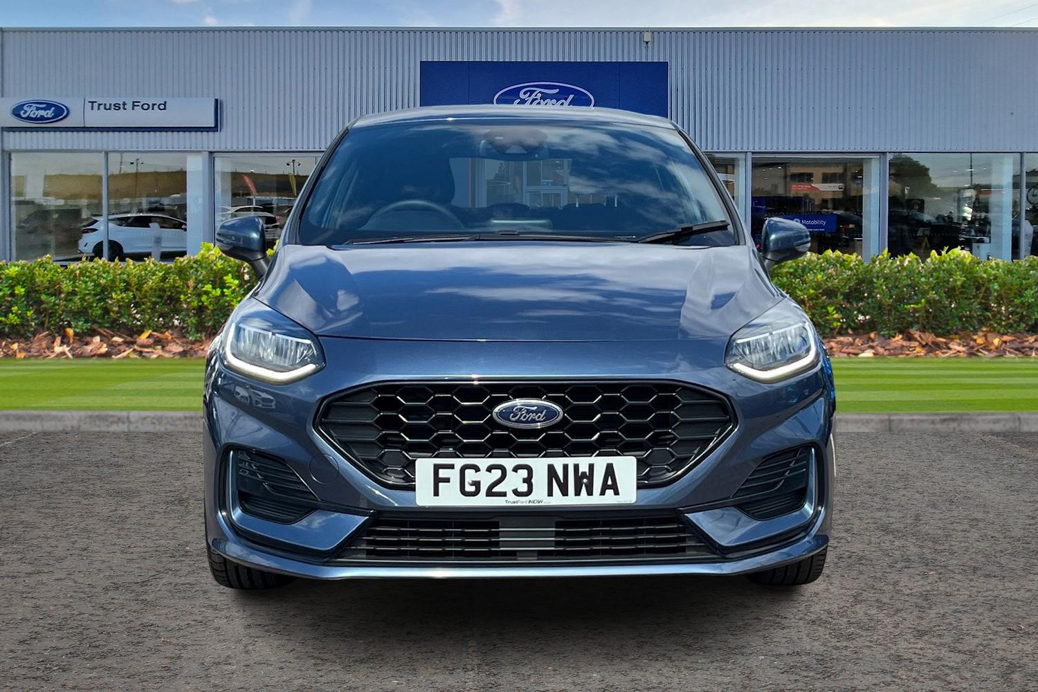 Ford Fiesta Photo 5