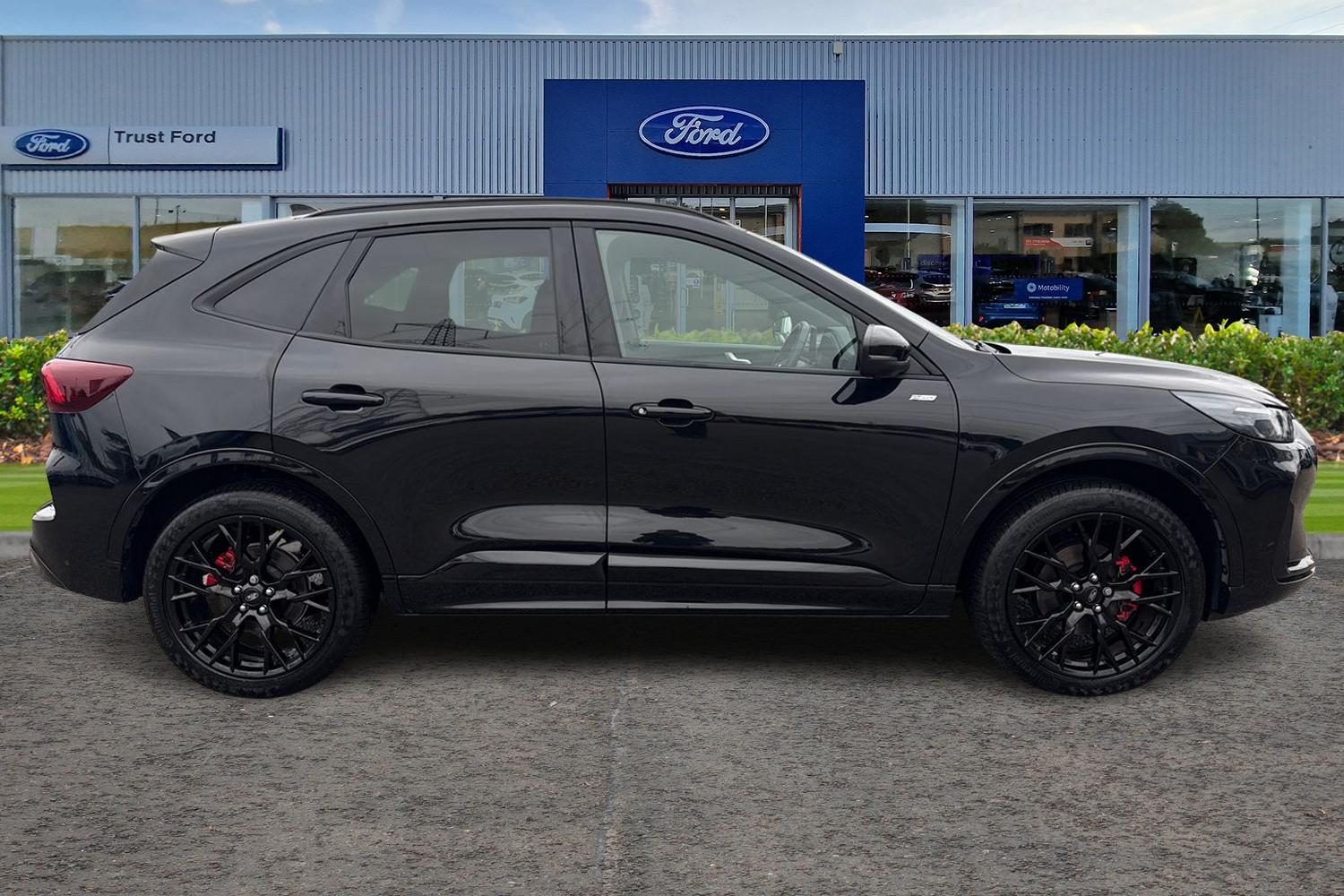 Ford KUGA Photo 2