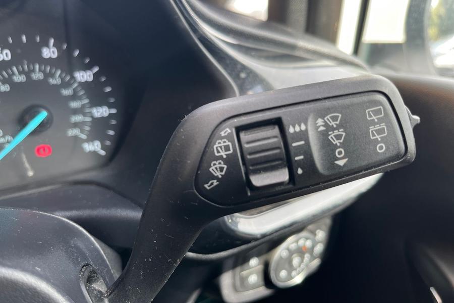 Ford FIESTA Photo autoimg-d1fc39bd2f31d1573e060e5eee96bc45b9462034.jpg