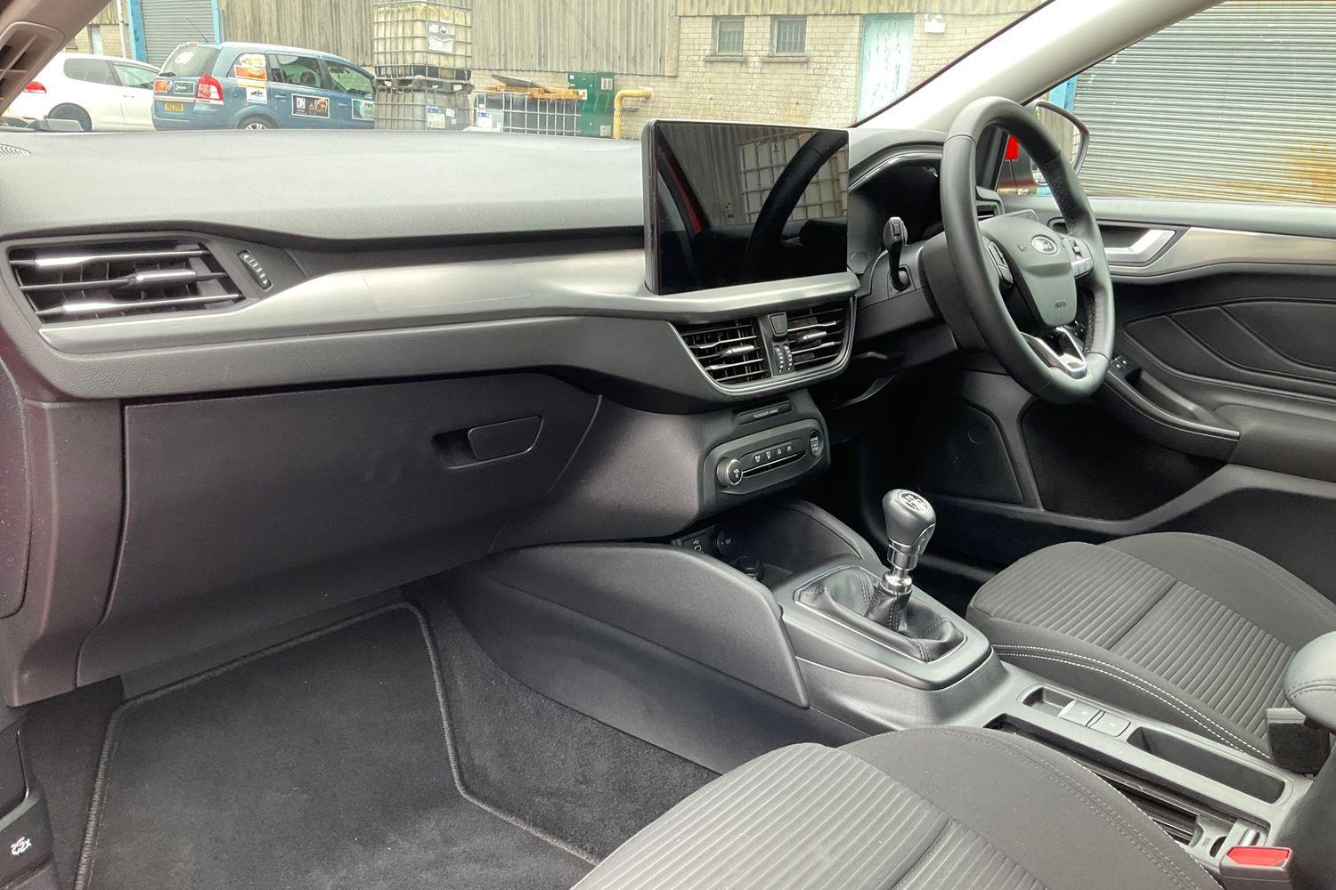 Ford Focus Photo 17