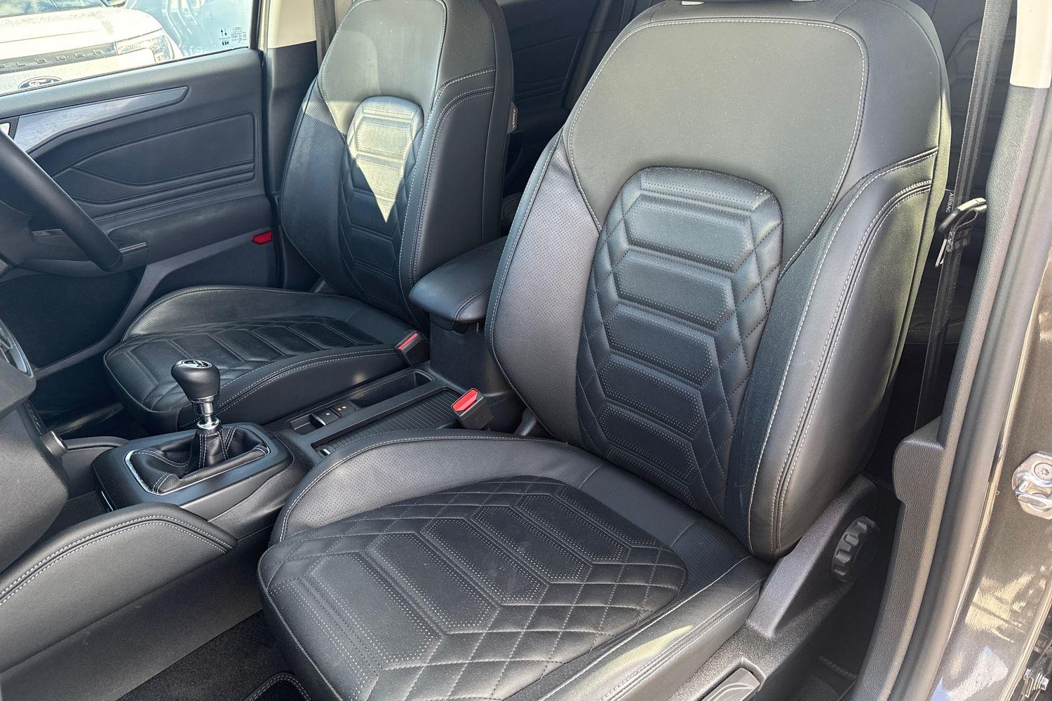 Ford Focus Photo 18