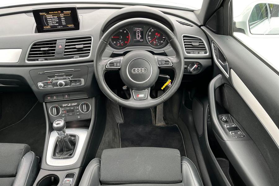 Audi Q3 Photo autoimg-d2049e66c53a42725187773a4f6f0ad41d868a89.jpg