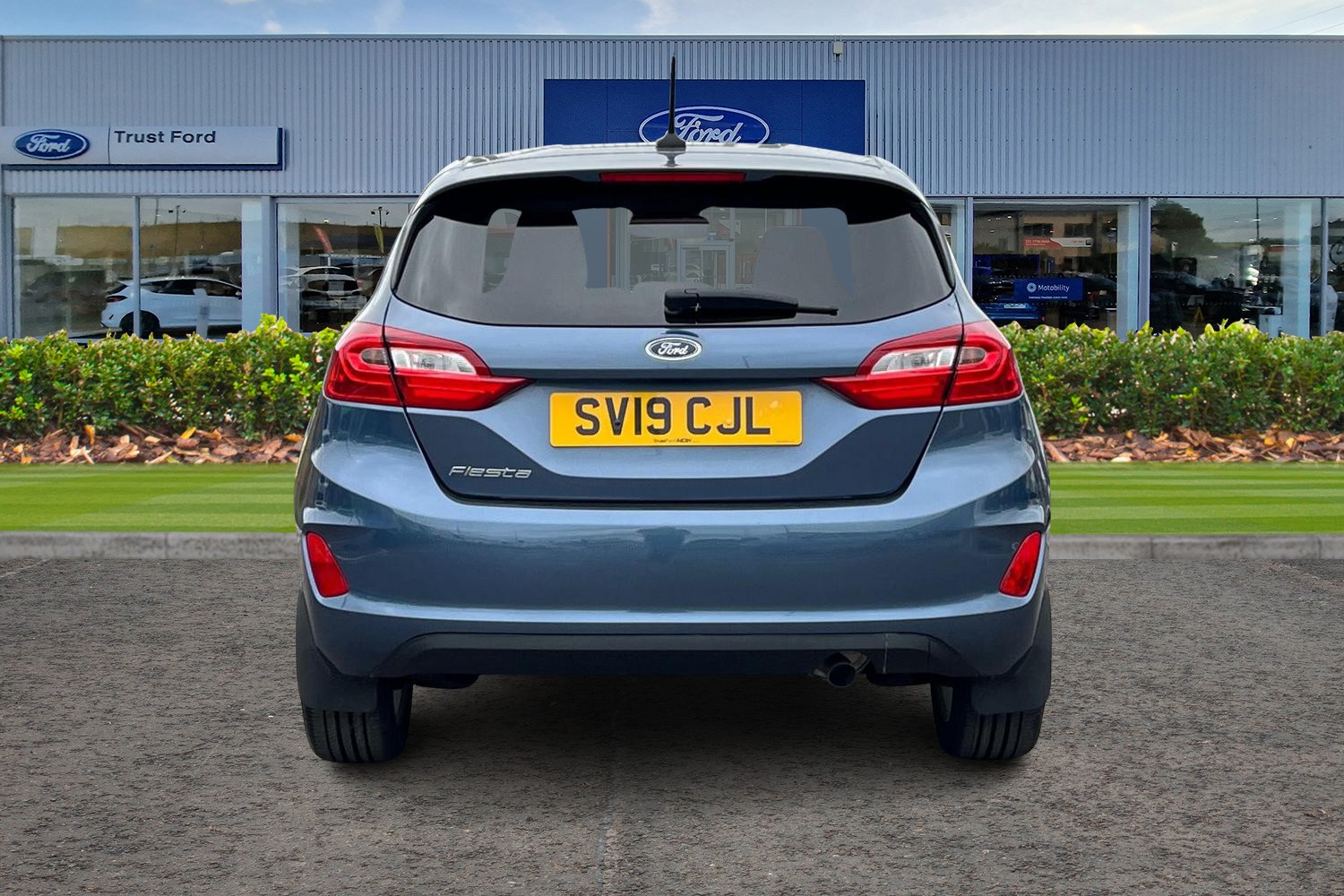 Ford FIESTA Photo 6