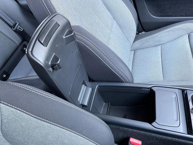 VOLVO Xc40 Photo 41