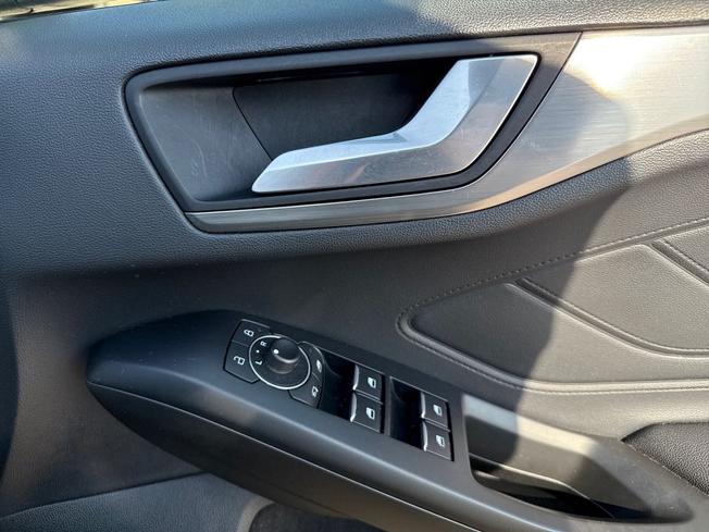 FORD Focus Photo 28