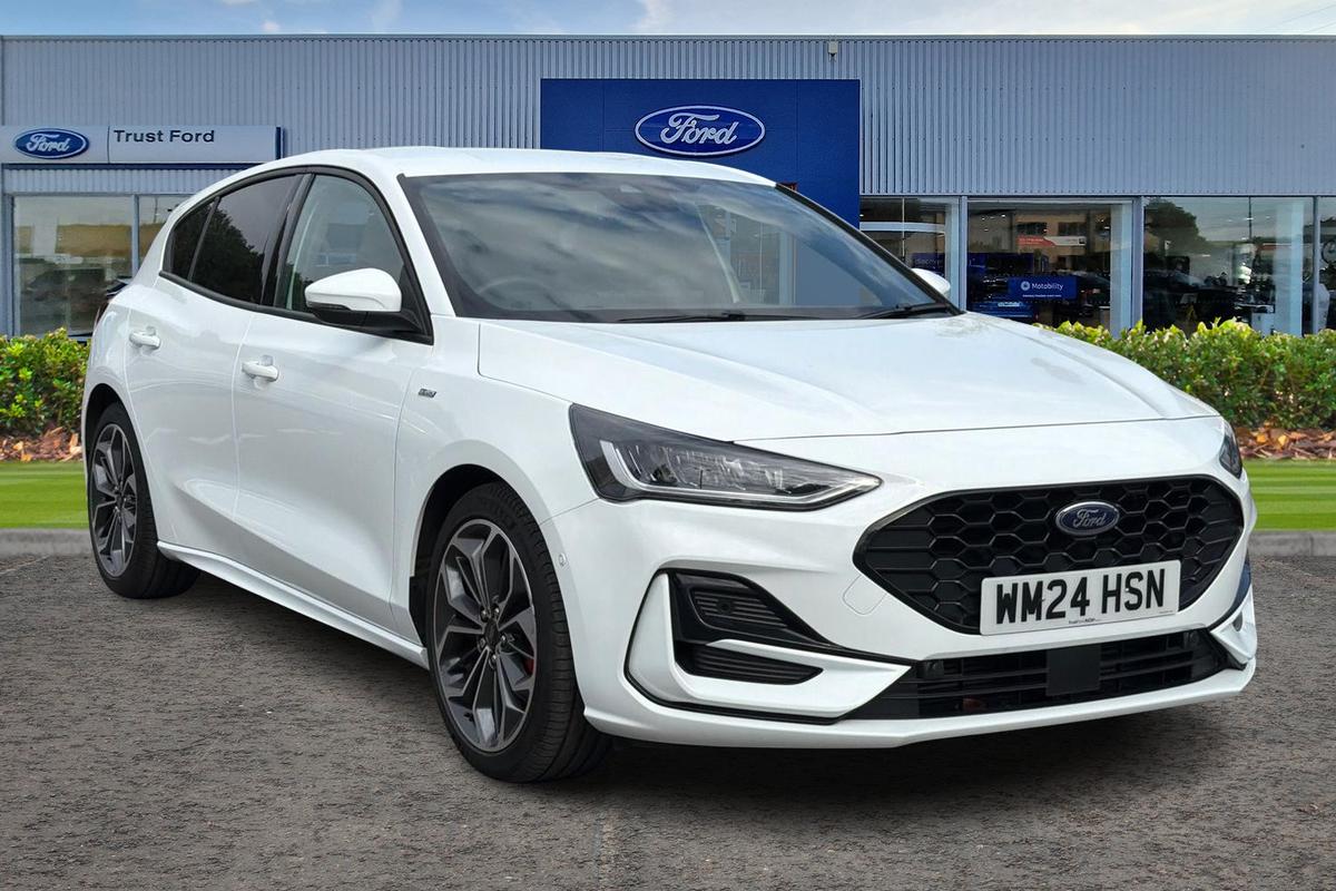 Ford Focus listing photo