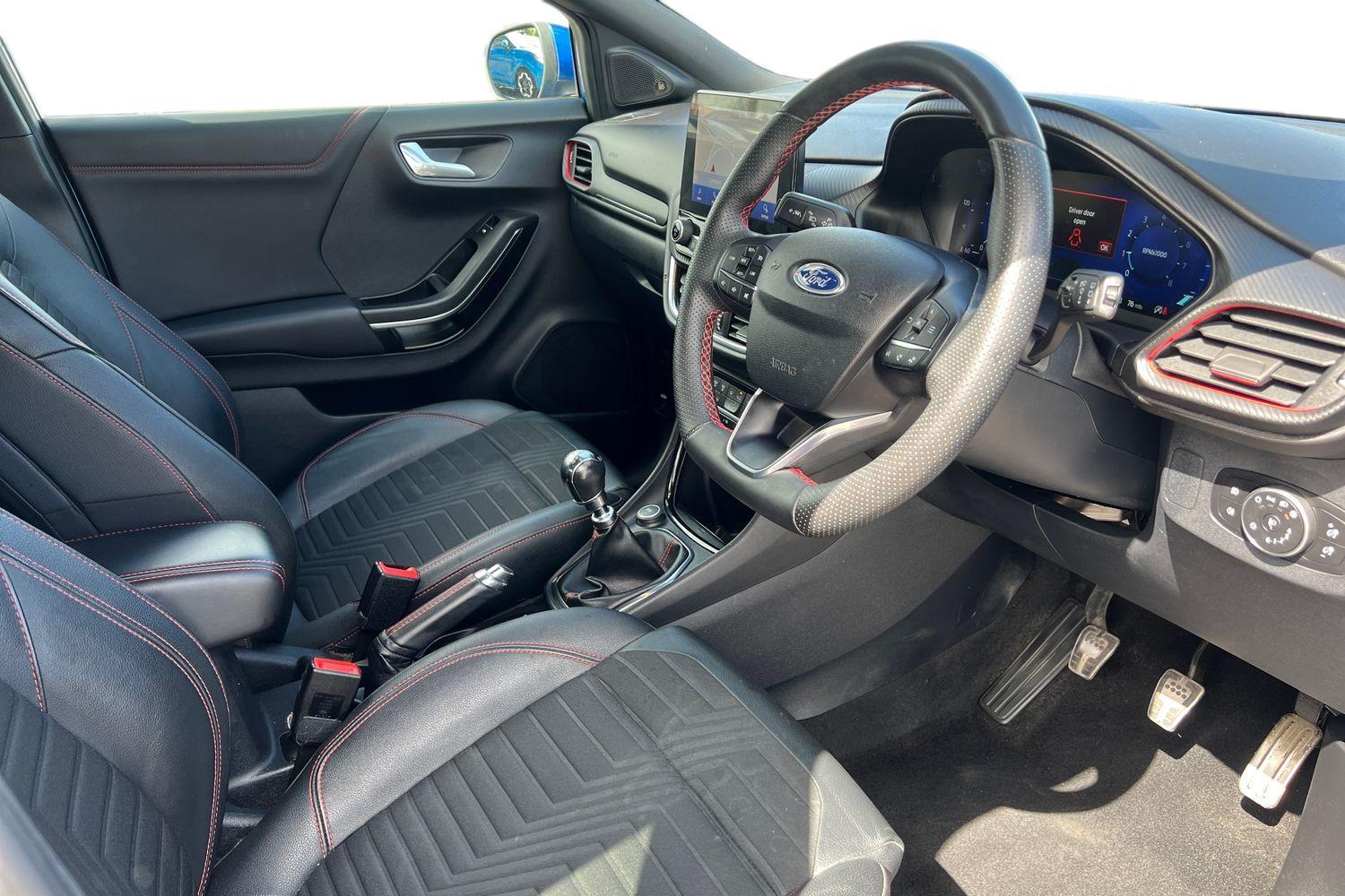 Ford PUMA Photo 8