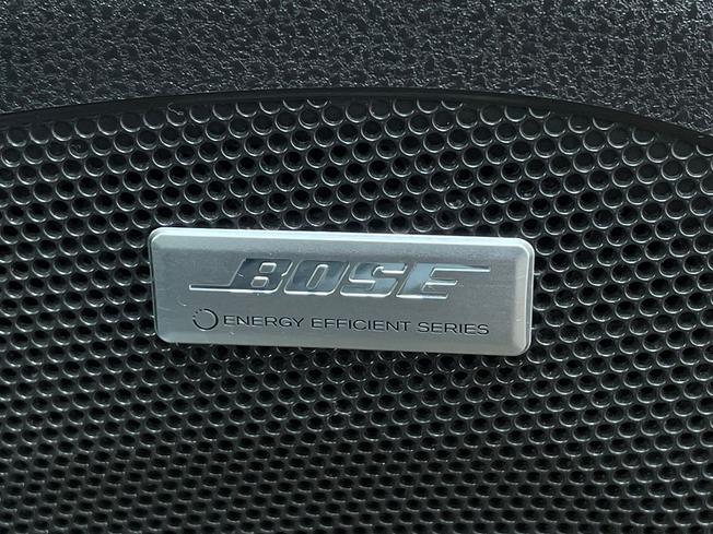 NISSAN Leaf Photo 30