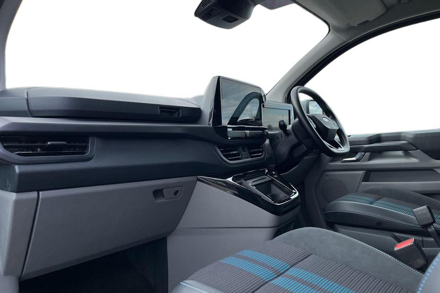 Ford TRANSIT CUSTOM Photo autoimg-d215d4aa5ec08ef11ba20e72918de756b20b4c5c.jpg