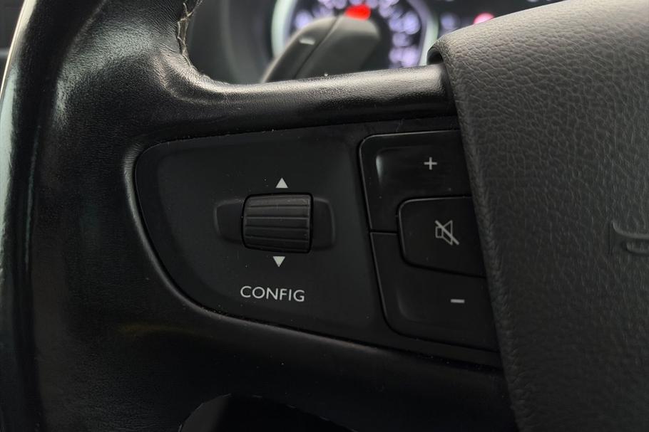Used Vauxhall Vivaro FL22PCU 15