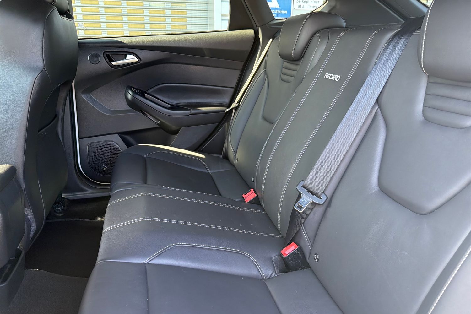 Ford FOCUS Photo 19