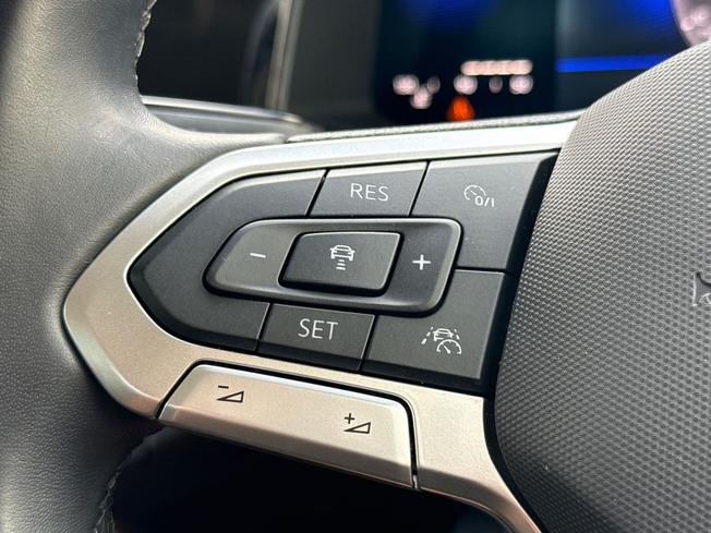 VOLKSWAGEN Polo Photo 16