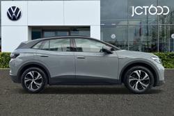 VOLKSWAGEN ID.4 Photo 4