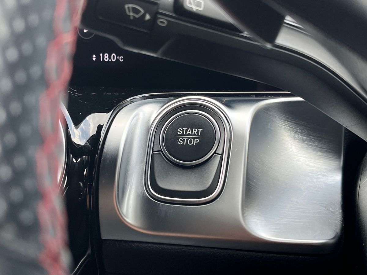 Mercedes-Benz EQB Photo 35