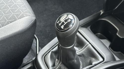 Suzuki SWIFT Photo autoimg-d22cc92b0427d33069242c33c3be08f980e76410.jpg
