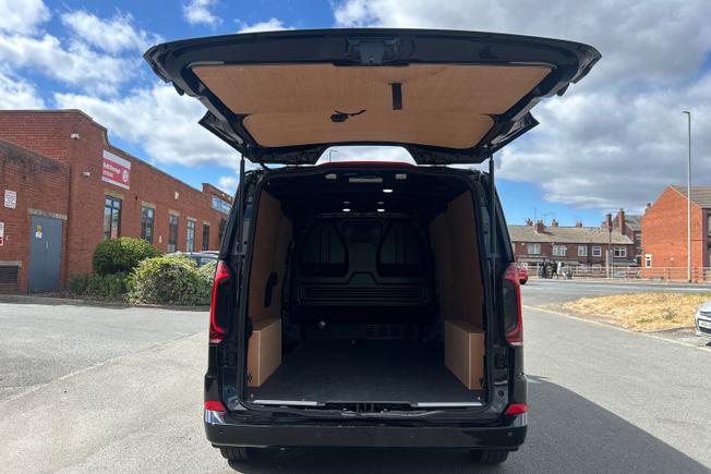 VOLKSWAGEN Transporter Photo 29