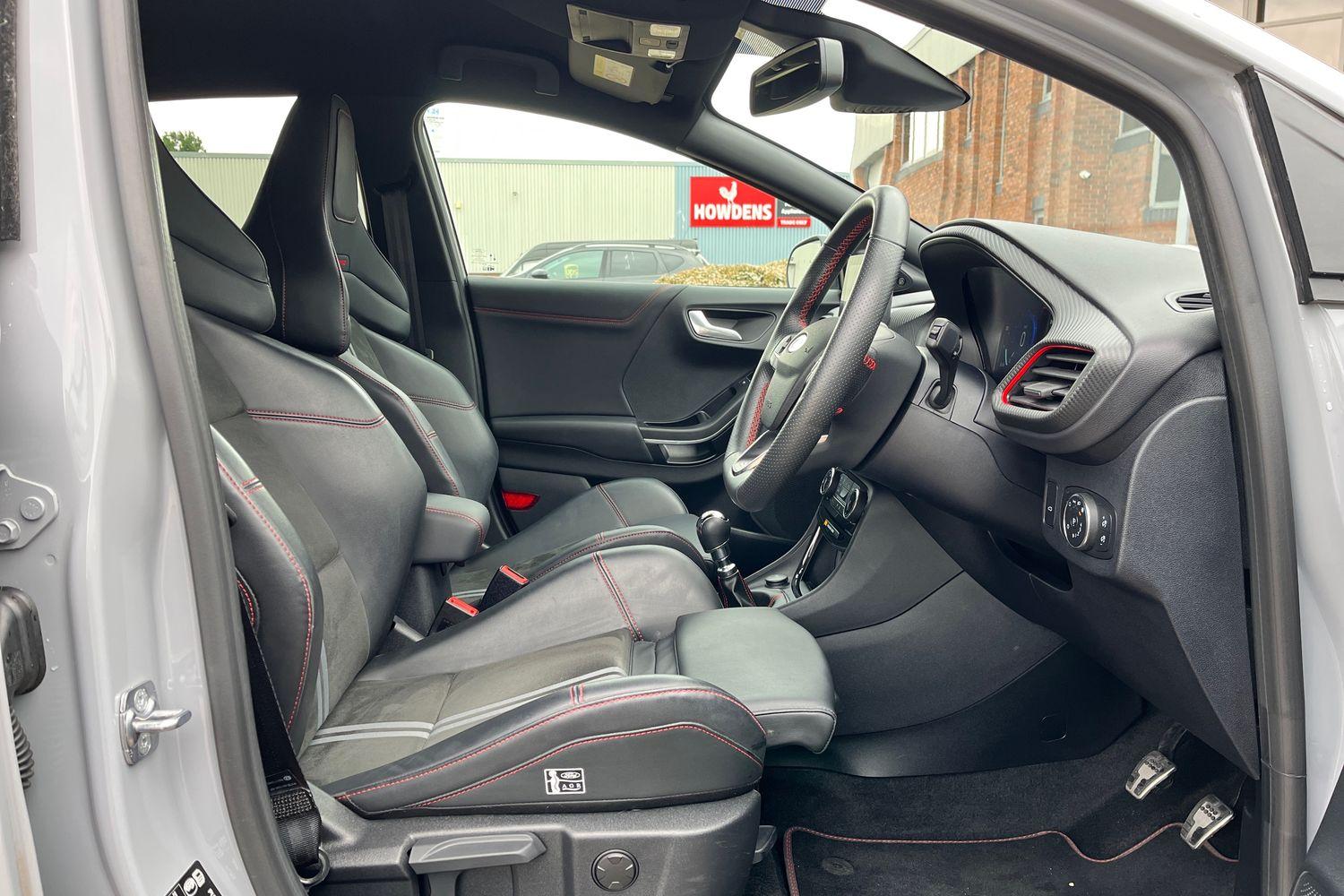Ford Puma Photo 30