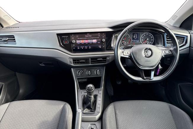 VOLKSWAGEN Polo Photo 10