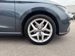 SEAT Ibiza Photo 5
