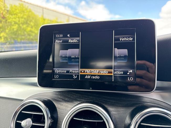 MERCEDES-BENZ Glc Photo 34