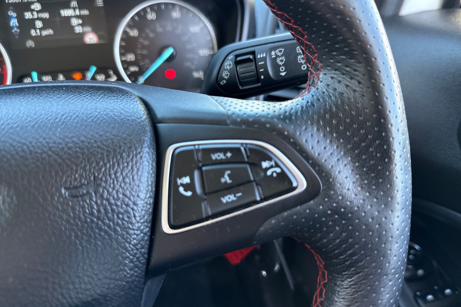 Ford EcoSport Photo 23