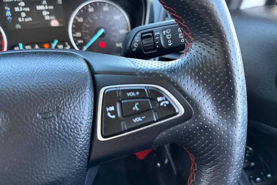 Ford EcoSport Photo autoimg-d23be298231c7f54f2503f9e9947aa34f22fcd2a.jpg
