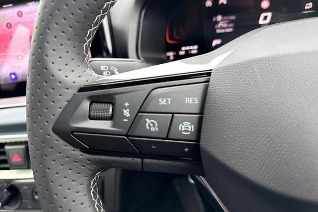 SEAT Ibiza Photo 16