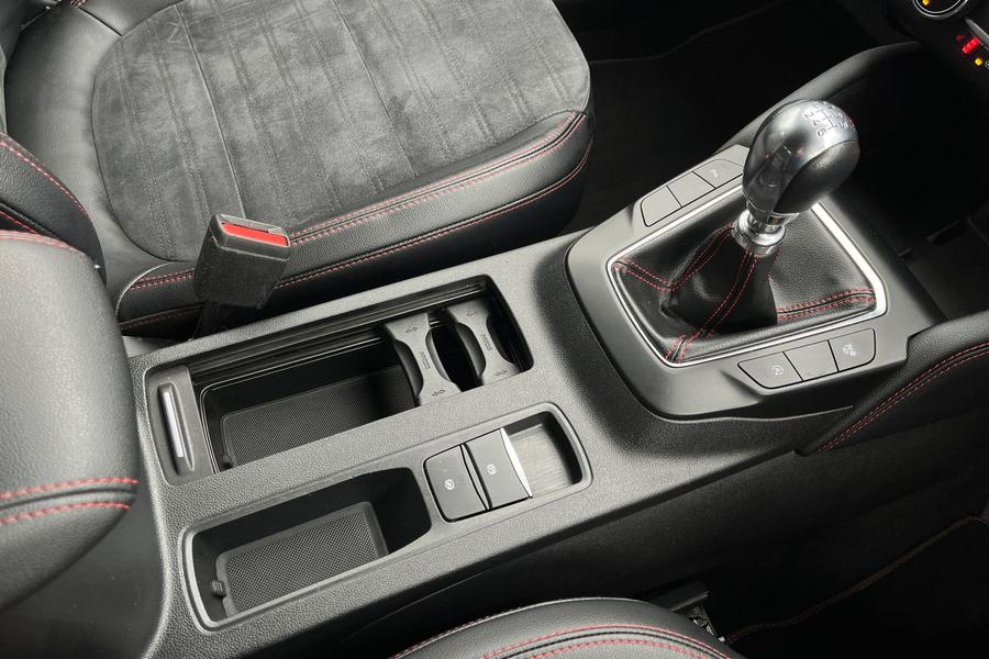 Ford Kuga Photo autoimg-d23fd785b51aedcaa1e2a368376ddb0c8131577f.jpg