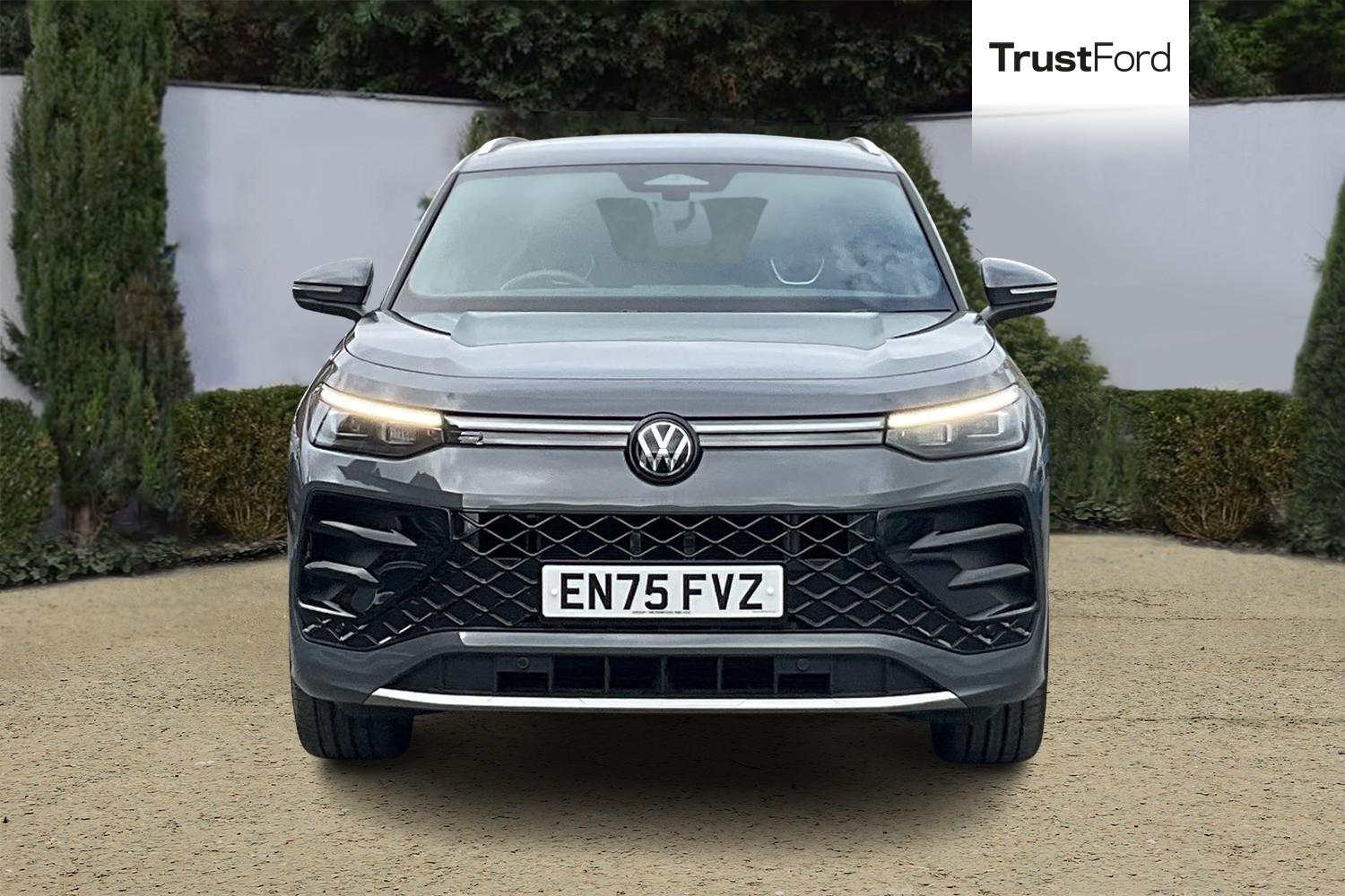 Volkswagen TAYRON Photo 5