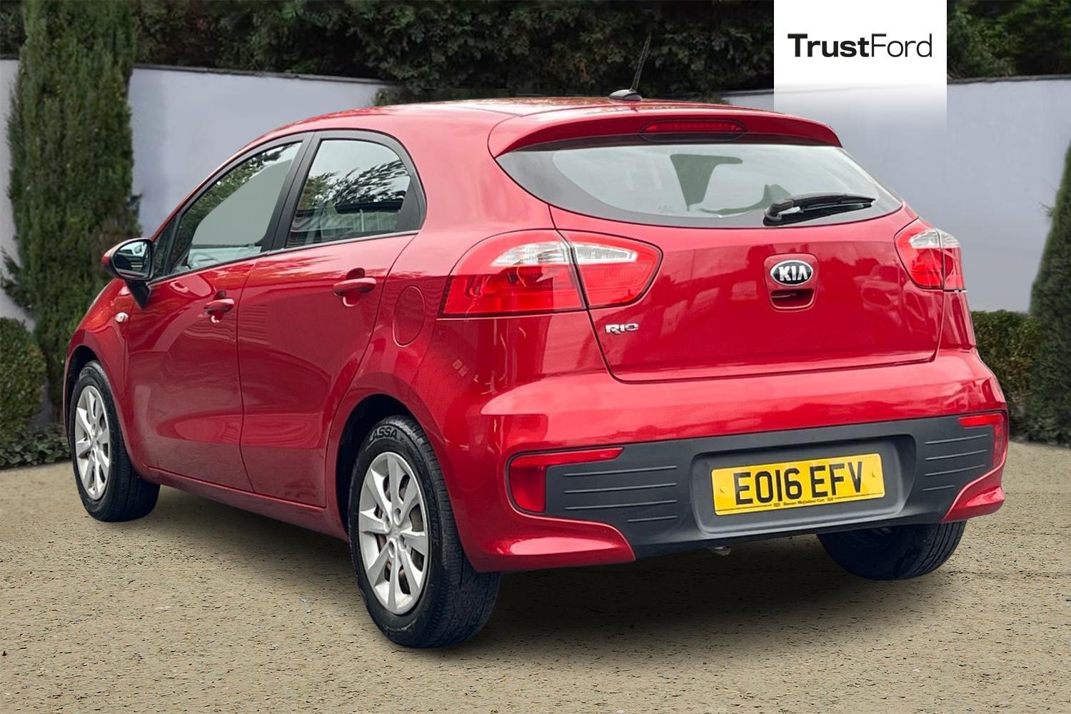 Kia RIO Photo 1