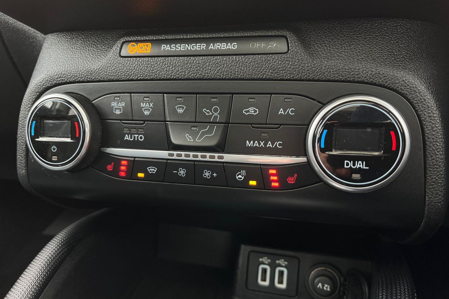 Ford Focus Photo 30