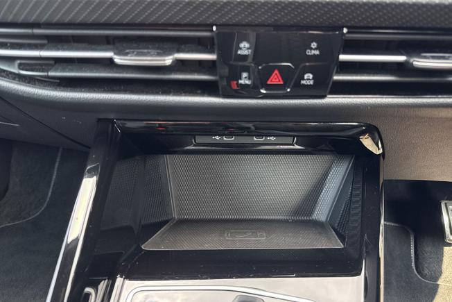 Volkswagen Golf Photo 22