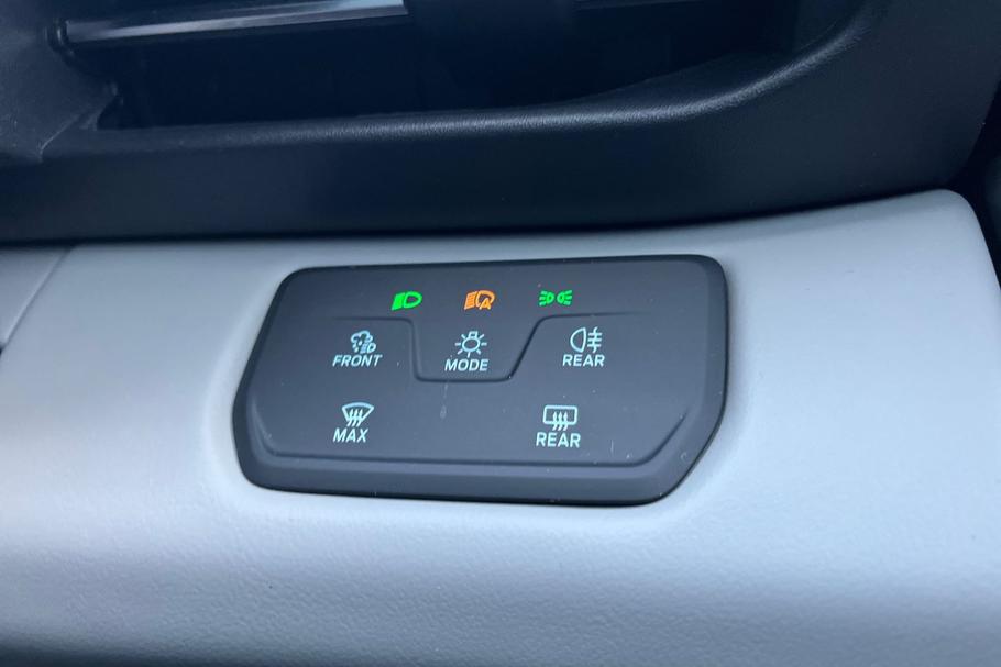 Used Ford Explorer 33