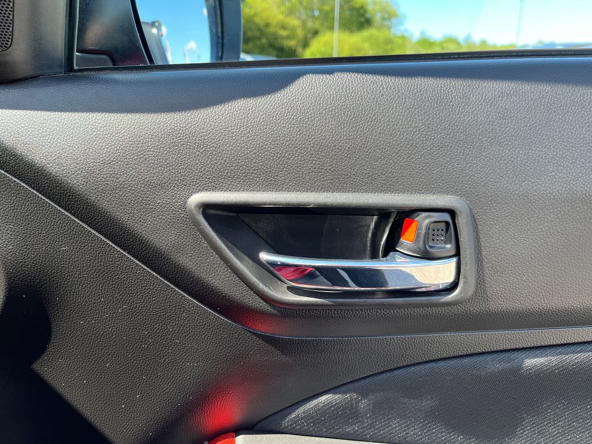 Suzuki Swift Photo 28