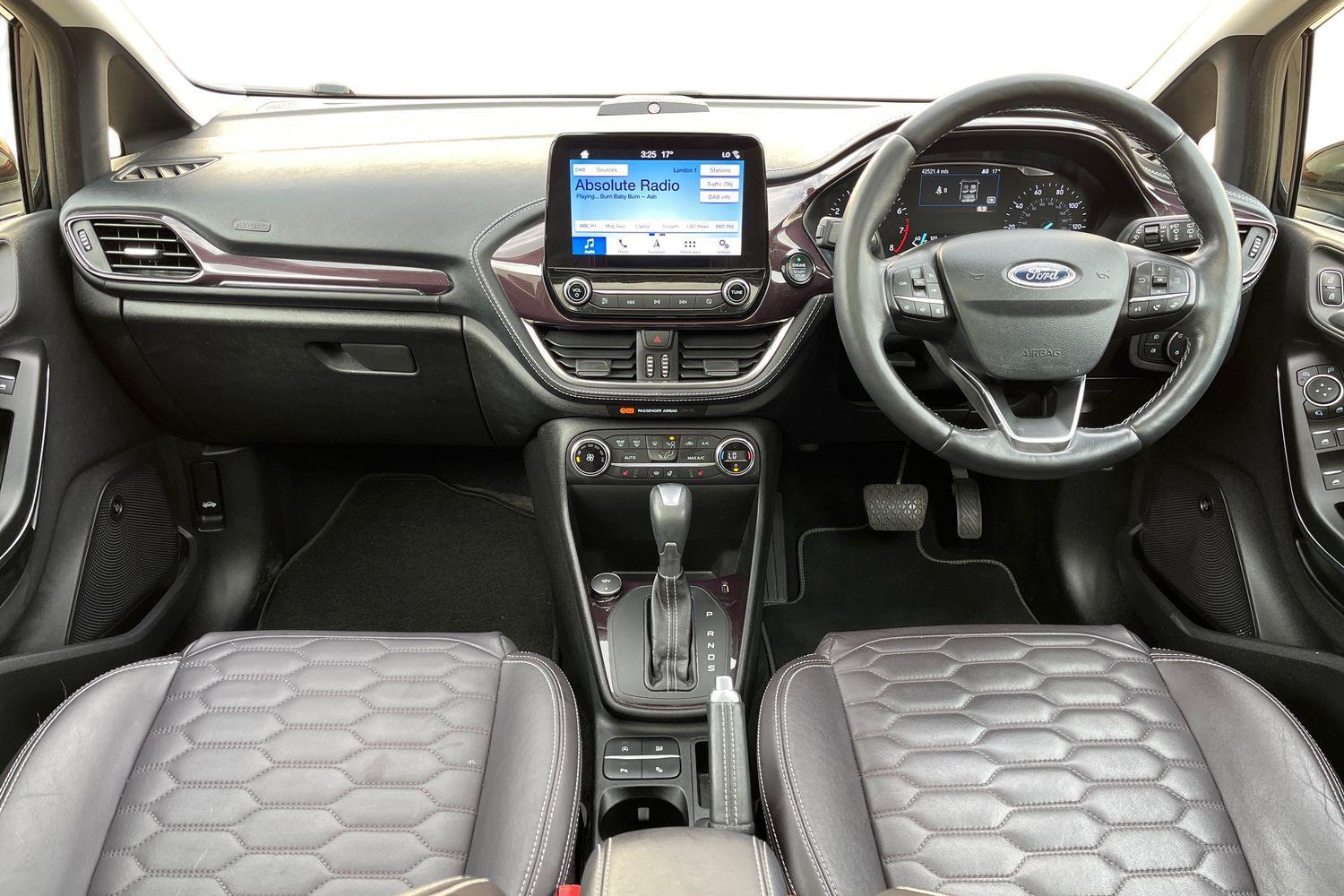 Ford Fiesta Photo 9