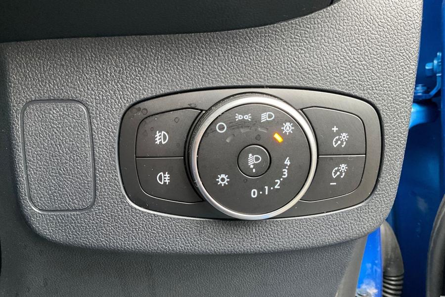 Ford PUMA Photo autoimg-d2525d7f6f286a03b5348f1a45df76fdbf8b2c84.jpg