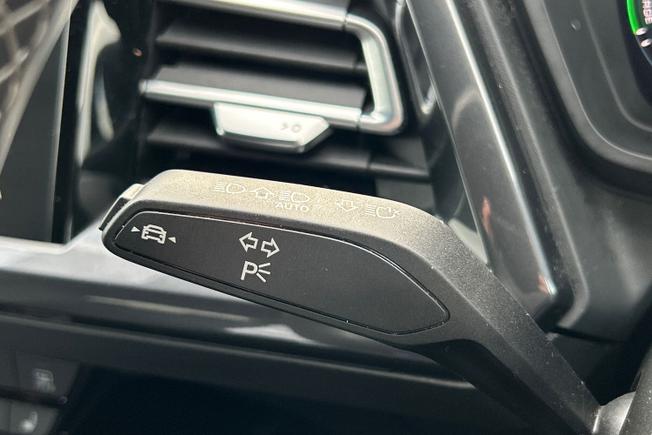 Audi Q4 E-Tron Photo 51