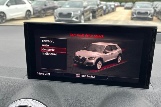 AUDI Q2 Photo 46