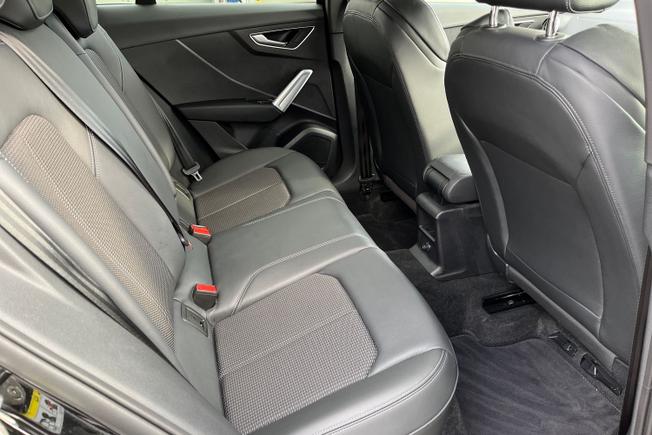 Audi Q2 Photo 39