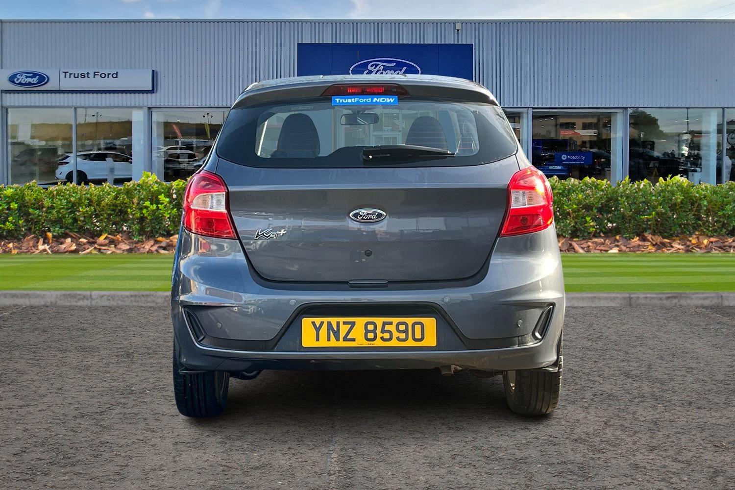 Ford KA+ Photo 6