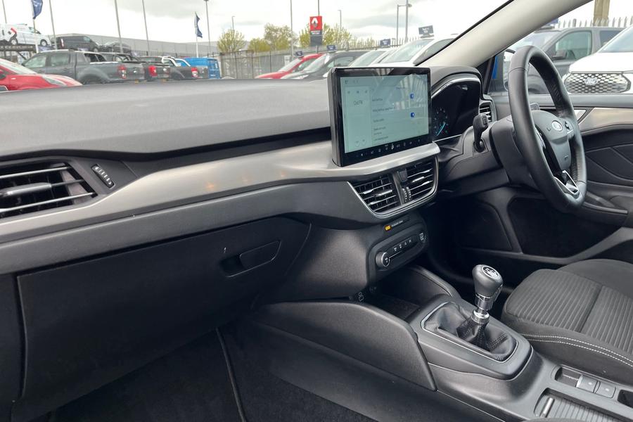 Ford Focus Photo autoimg-d2585c916139b8c45fbf1a51fa046af7fa3a527f.jpg