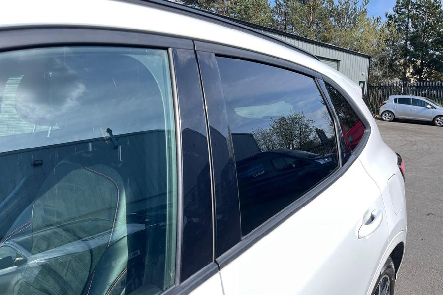 Ford KUGA Photo autoimg-d25ad7e605031c9c2956bfbce53ecd1758c1a453.jpg
