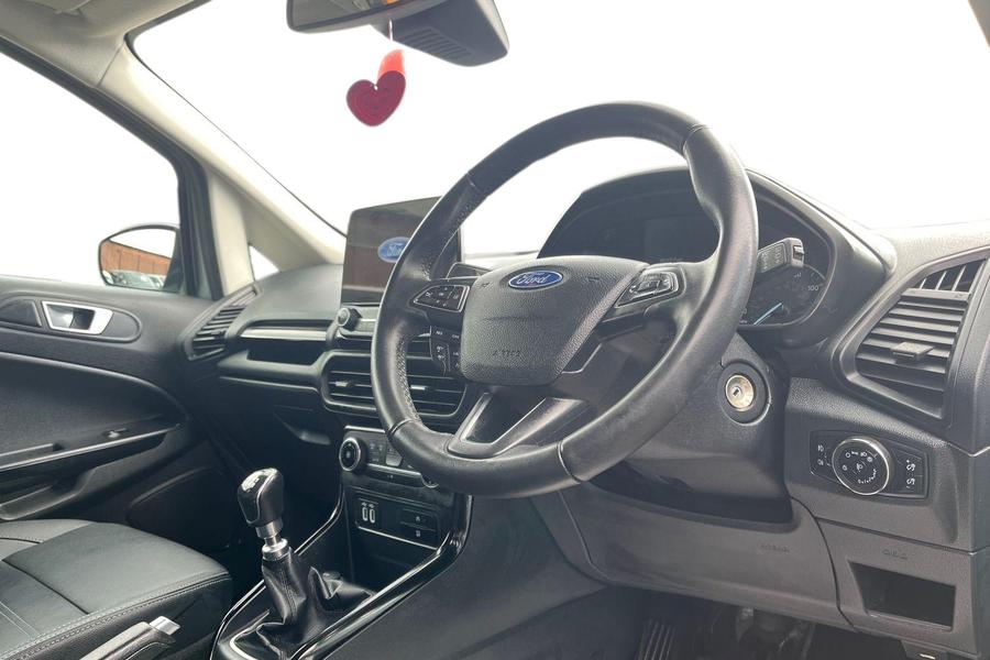 Ford ECOSPORT Photo autoimg-d25b36c989d83d0e8a6760a325121f27c63c30df.jpg