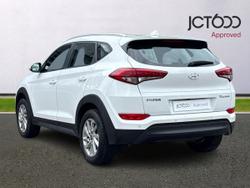 HYUNDAI TUCSON Photo 3